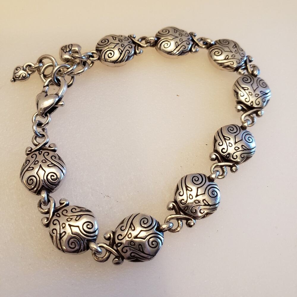 BRIGHTON Retired etched hearts circular beaded silver plated bracelet